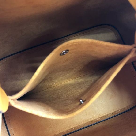 Louis Vuitton NeoNoe BB Shoulder Bag - Picture 13 of 16